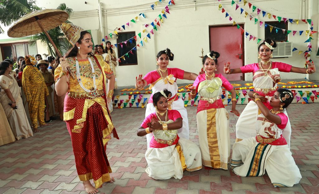 Dr. MGR-Janaki College Celebrates Onam with Dance Performances & Onam Sadya